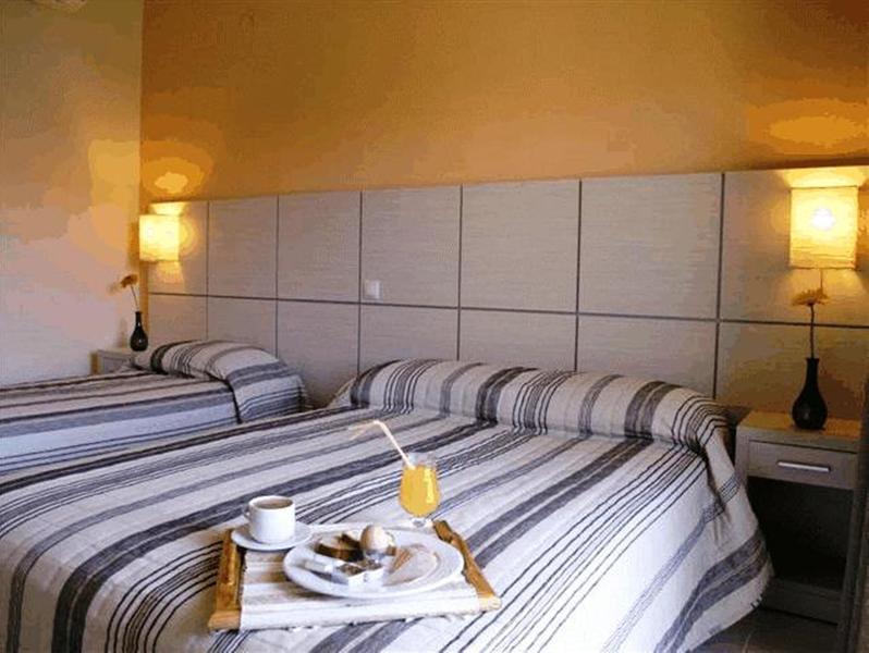 Aristotelis Hotel Fourka Esterno foto