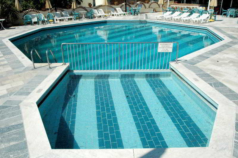 Aristotelis Hotel Fourka Esterno foto