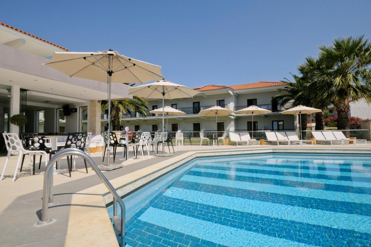 Aristotelis Hotel Fourka Esterno foto
