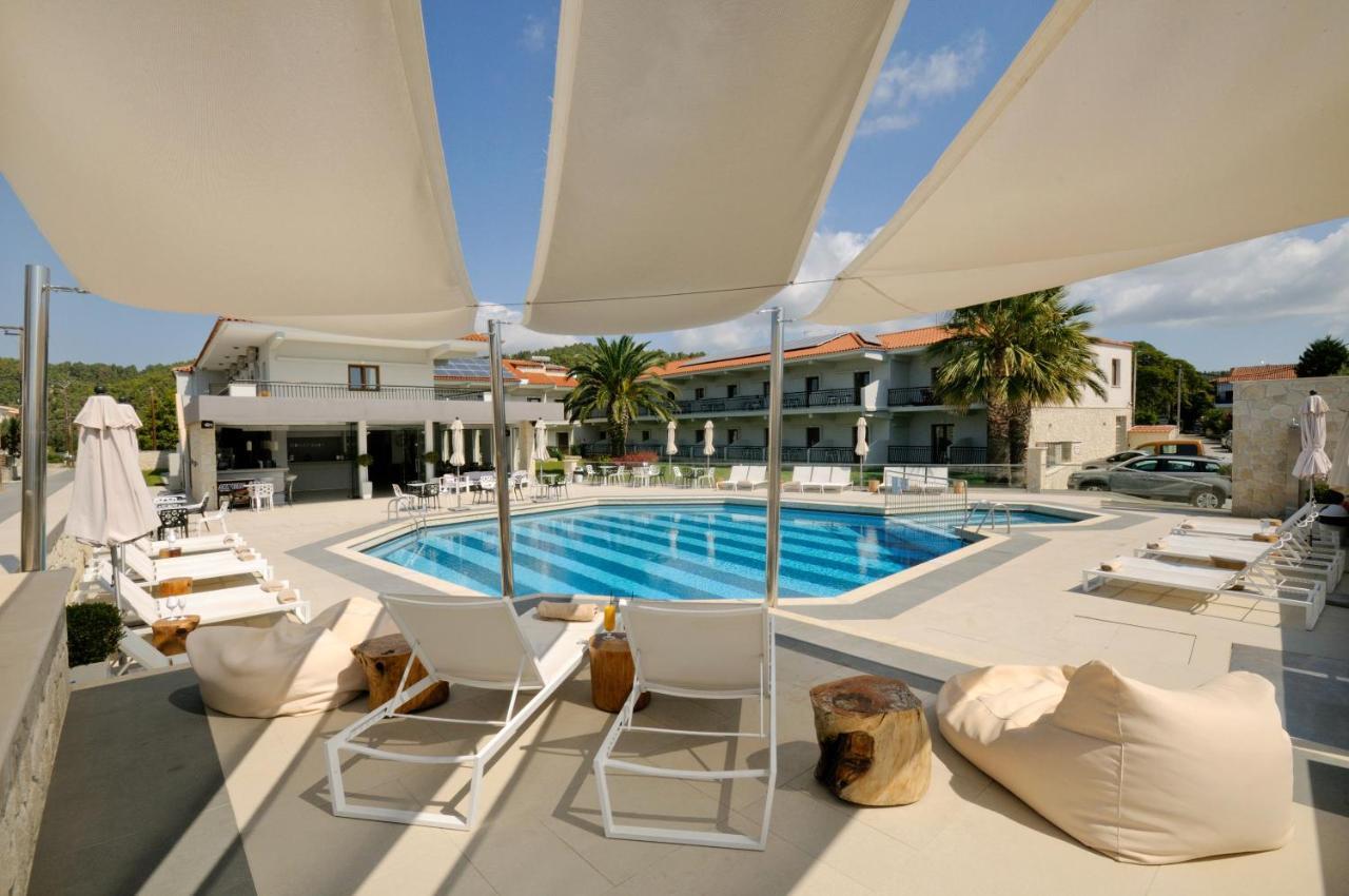 Aristotelis Hotel Fourka Esterno foto